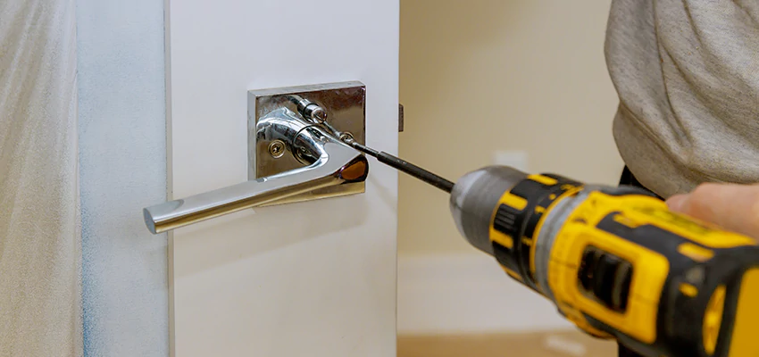 After-hours Locksmith  For Lock Troubleshooting in West Sacramento, California