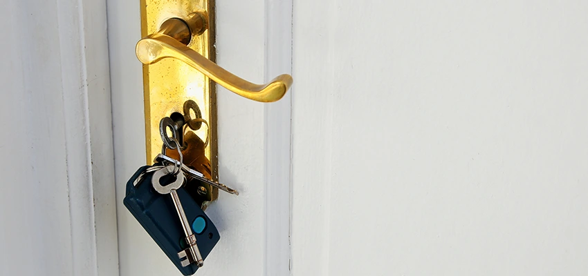 Broken Door Key Extraction in West Sacramento, CA